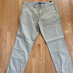 Tommy Hilfiger Khakis
